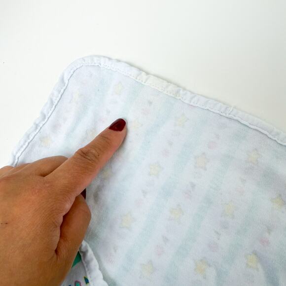 Vintage Baby Looney Tunes Tweety Bugs Bunny Blanket Bib Hat Boots - NB Newborn - Picture 8 of 9